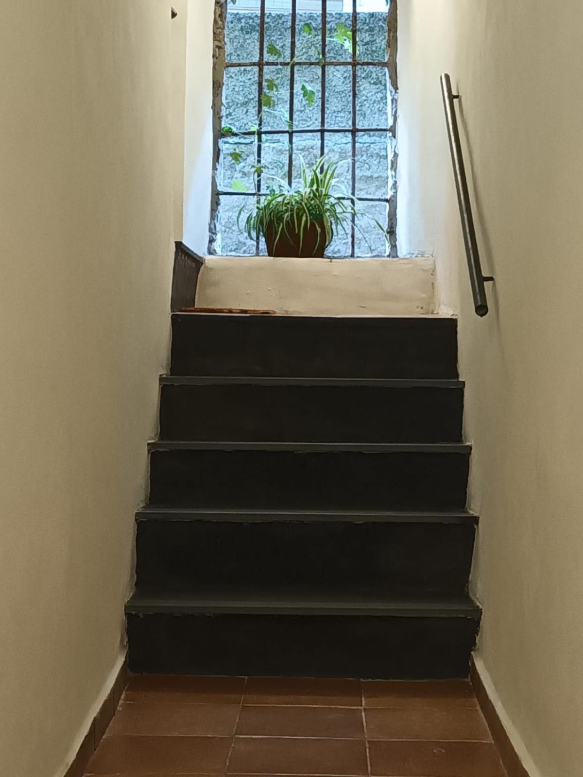 Menotti House *